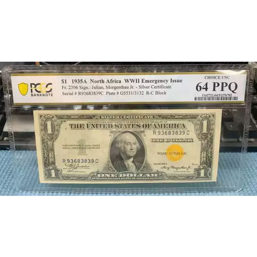 $1 1935-A yellow seal Emergency Notes Issued During WW2 2306 (2)