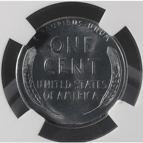 1943