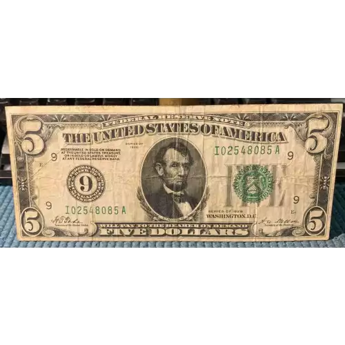 $5 1928 Green seal Small Size $5 Federal Reserve Notes 1950-I (3)