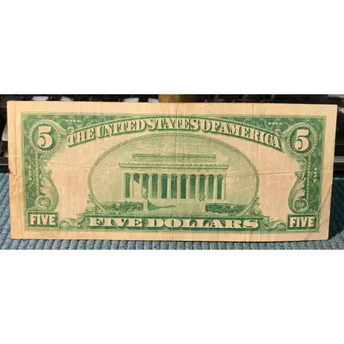 $5 1928 Green seal Small Size $5 Federal Reserve Notes 1950-I (2)