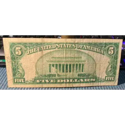 $5 1929 Small brown seal Small National Bank Notes 1800-1 (2)