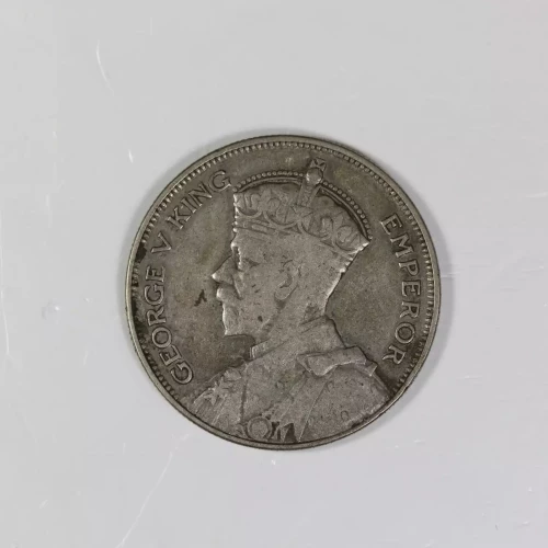 NEW ZEALAND Silver 1/2 CROWN